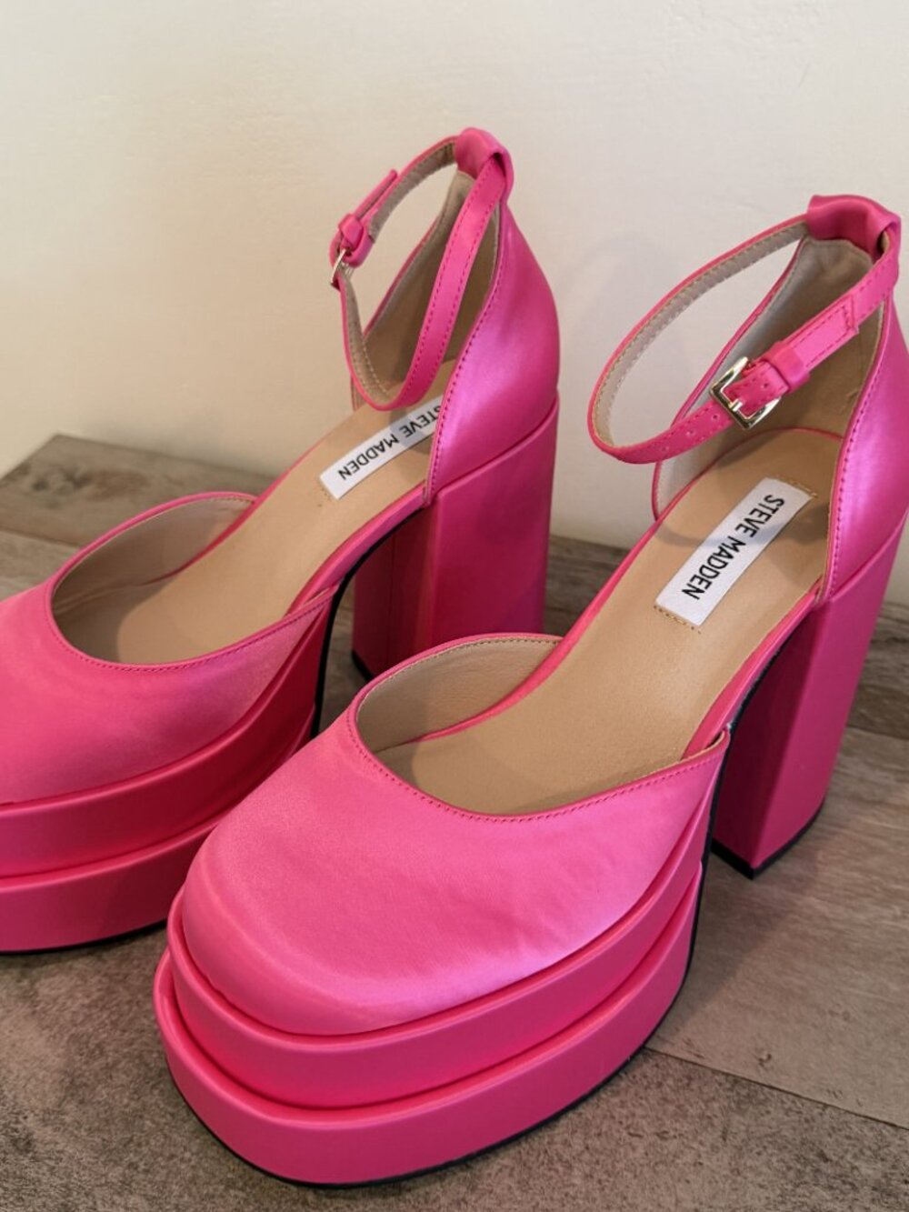 Steve Madden | Pink Satin Charlize Heels - Picture 5 of 11